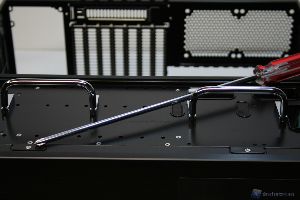 thumb 00053 SILVERSTONE GD08 HTPC XTREMEHARDWARE.COM